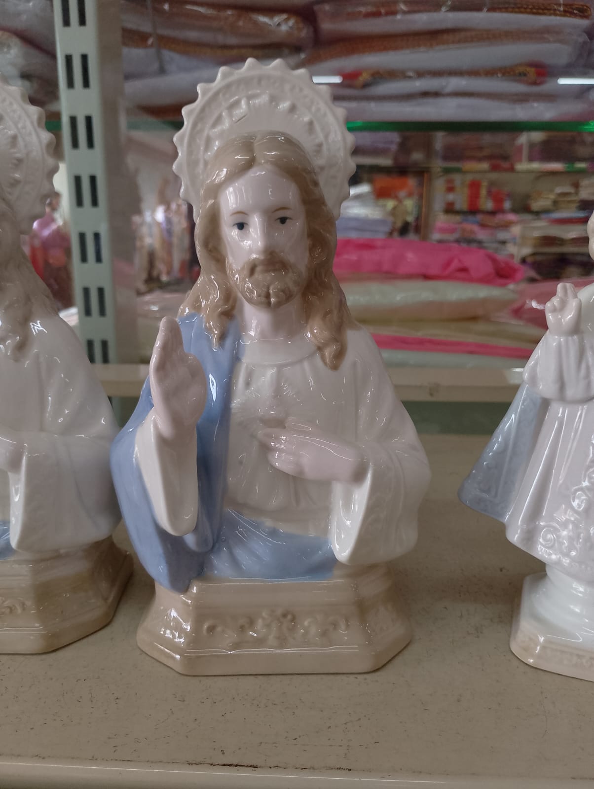 Sacred Heart of Jesus Bust – Christian Home & Prayer Décor